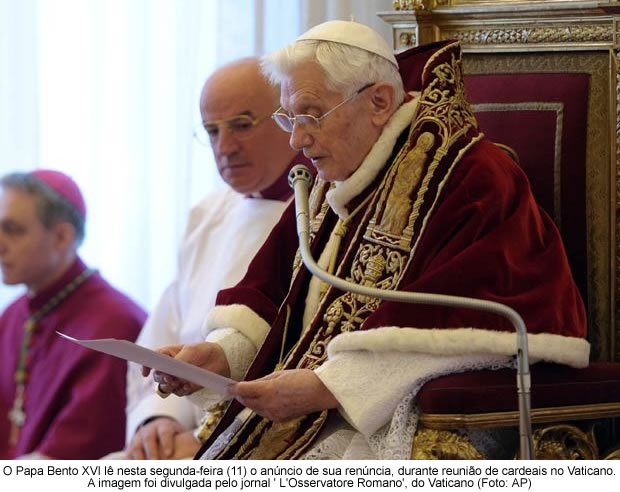 Papa Bento XVI renuncia ao pontificado