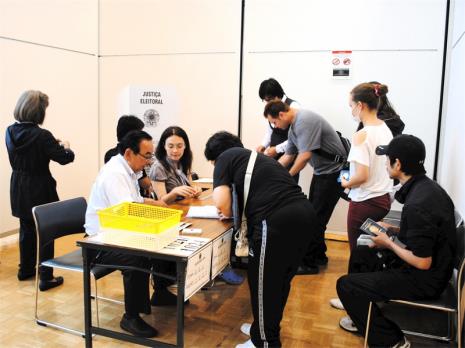 Aécio vence em Gunma, no Japão com mais de 90% dos votos válidos
